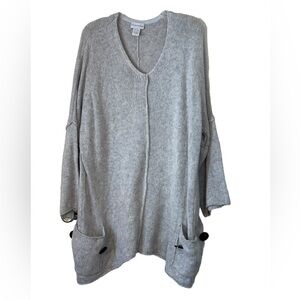 Soft Surroundings over sized V-neck sweater. Wool/ angora blend. Size med. GUC
